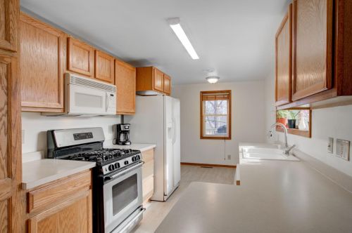 2210 7th St, Saint Paul MN  55109-2808 exterior