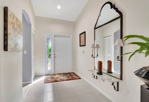 9647 Cres Vw Dr, Boynton Beach FL 33437-5929 exterior