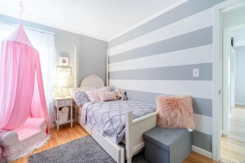 35 Harley Rd, Milford CT 06460-3725 exterior