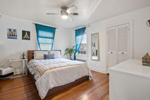 73 Farm St, Providence RI 02908-4063 exterior