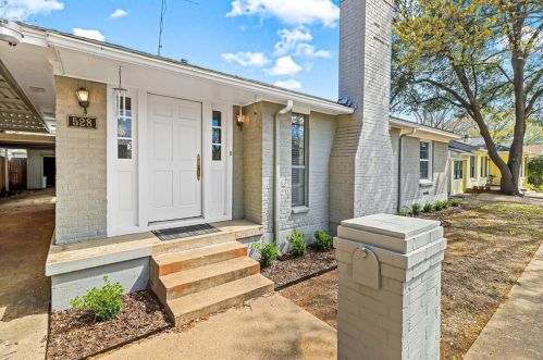528 Bondstone Dr, Dallas TX  75218-1716 exterior