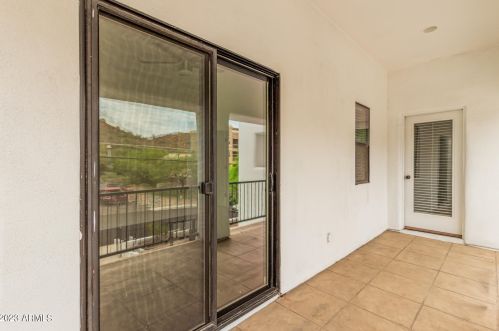 9837 Central Ave, Phoenix AZ 85020-1008 exterior