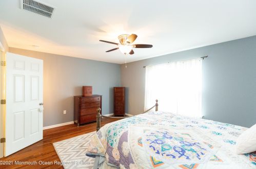 205 Yale Blvd, Red Bank NJ 07702 exterior