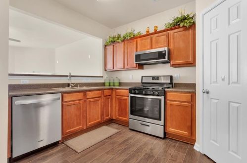 2099 Executive Dr, Duluth GA 30096-8972 exterior