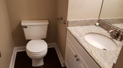 1013 Oswego Rd, Naperville IL 60540-6255 exterior