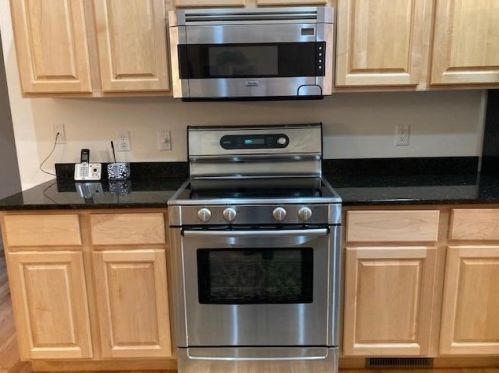 5 Fiddlehead Cir, Concord NH 03304-3730 exterior