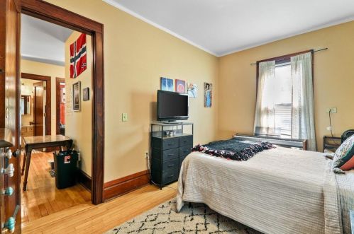 422 Baldwin St, Madison WI 53703-1746 exterior