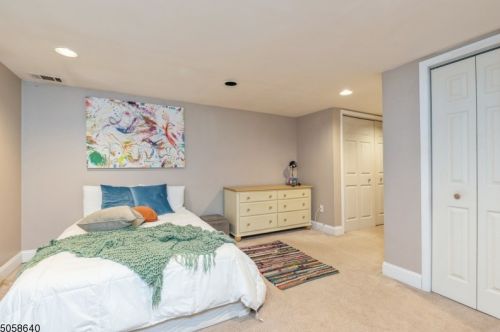 18111 Westview, Wharton NJ 07885-1783 exterior