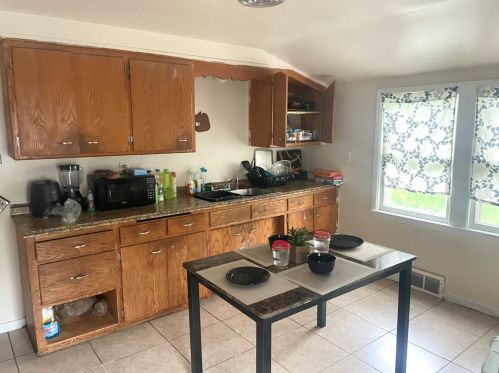 4550 39th St, Milwaukee, WI 53209-5804