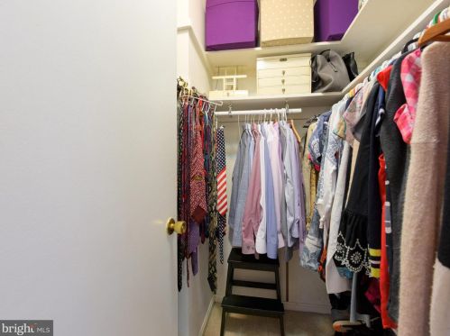 1302 Commonwealth Ave, Alexandria VA 22301-2021 exterior