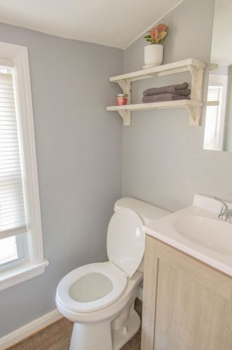 604 99, Milwaukee WI 53226-4312 exterior