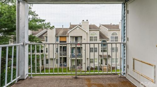 835 Edpas Rd, New Brunswick NJ 08901-3816 exterior