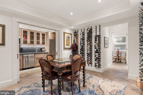 2735 Cathedral Ave, Washington DC  20008-4119 exterior