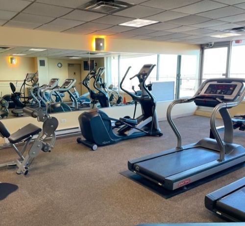 5855 Sheridan Rd, Chicago IL  60660-3816 exterior