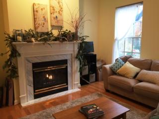 1872 Mintwood Pl, Washington DC  20009-1908 exterior