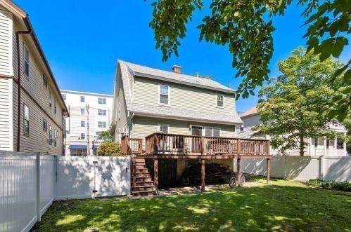 529 Pleasant St, Winthrop MA  02152-2756 exterior