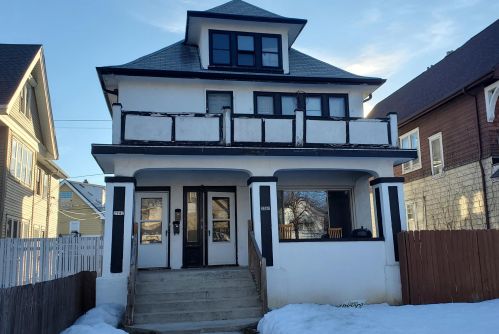 2740 40th St, Milwaukee, WI 53210-2545