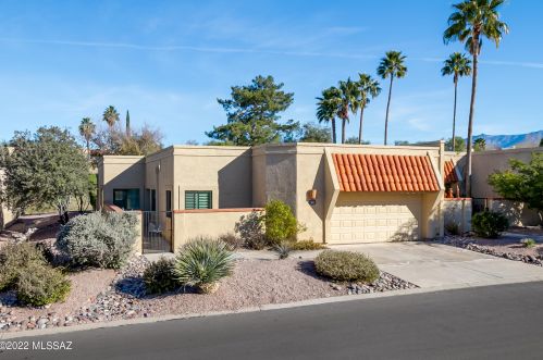 901 Camino Corrida, Tucson, AZ 85704-7653