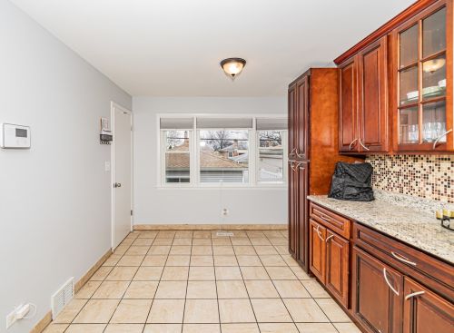 7311 Pensacola Ave, Chicago IL 60706-1156 exterior