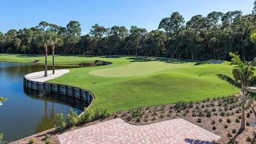 2215 Chesterbrook Ct, Naples FL 34109-1416 exterior