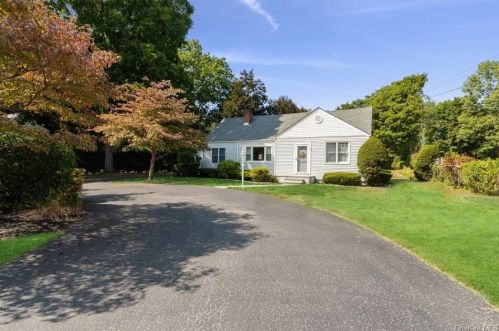 644 Vassar Rd, Poughkeepsie, NY 12603-6034