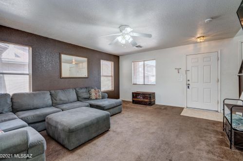 6172 Bramble St, Tucson, AZ 85756-8785