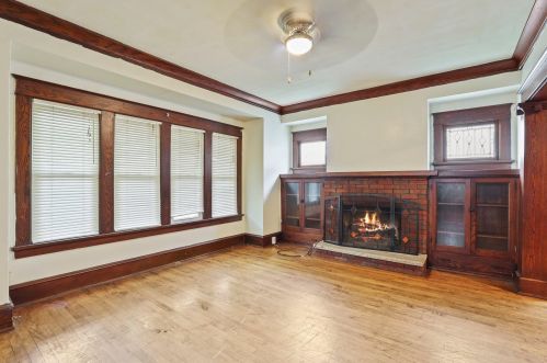 2631 40th St, Milwaukee, WI 53210-2505