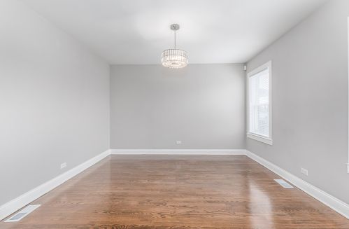 1031 92nd St, Chicago IL 60617-3839 exterior