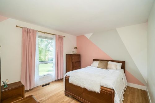 957 Flair Ct, Saint Louis MO 63146-5015 exterior