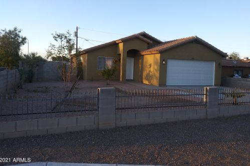 2414 Atlanta Ave, Phoenix, AZ 85040-2618