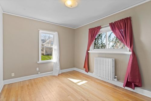 2177 69, Milwaukee WI 53213-1925 exterior