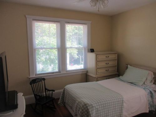 1090 Plainfield St, Providence RI 02909-4630 exterior