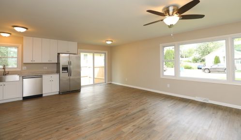 818 Audrey Ave, Joliet, IL 60436-2002