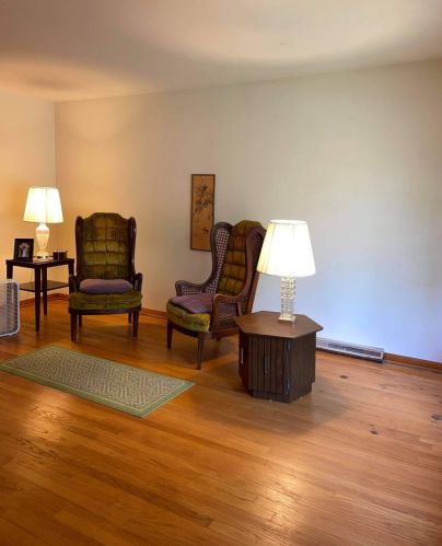 413 Jefferson St, Dolton, IL 60419-1126