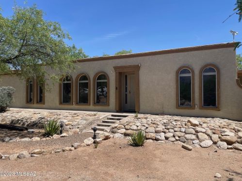 4541 Palisade Dr, Tucson, AZ 85749-9661