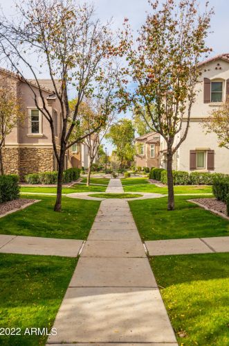 5714 21st Ter, Phoenix AZ  85040-3445 exterior