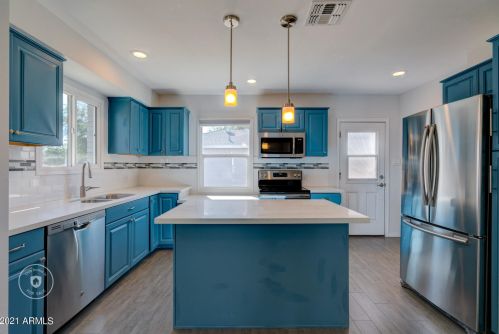 3022 17th Ave, Phoenix AZ  85015-6112 exterior