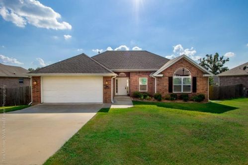 6209 Clay Ave, Springdale, AR 72762-1795