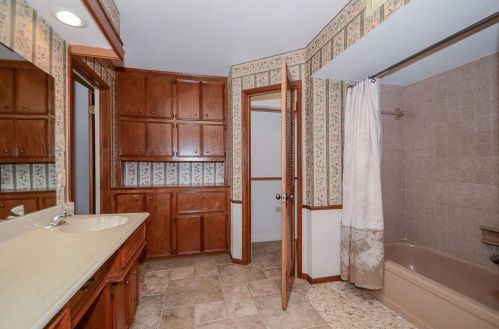 5611 Kiowa Timbers Dr, Humble TX 77346-1929 exterior