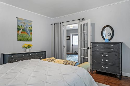 514 Kalamazoo St, Paw Paw MI 49079-1130 exterior