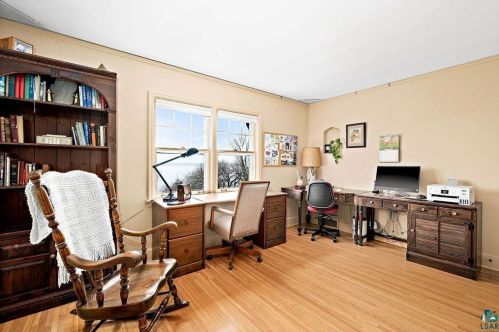 5418 London Rd, Duluth MN 55804-2511 exterior