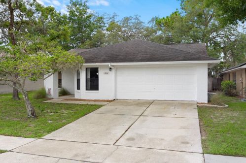 496 Holbrook Cir, Lake Mary FL  32746-6327 exterior