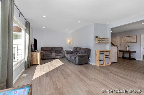 439 Riv St, Belding MI 48809-1964 exterior