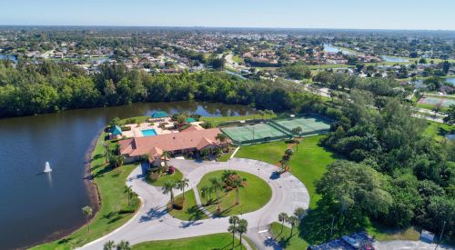 6947 Southport Dr, Boynton Beach FL 33472-6901 exterior