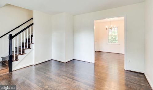 5906 Monticello Rd, Alexandria VA  22303-1337 exterior