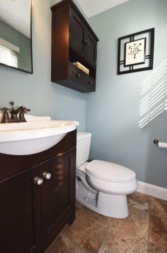 102 Loire Vly Dr, Pittsburgh PA 15209-1018 exterior