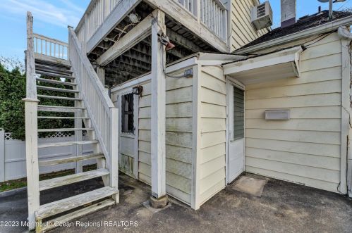 302 4 Ave, Belmar NJ 07719-2155 exterior