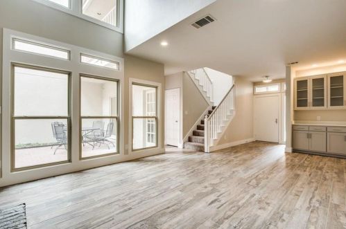 4534 Glenwick Ln, Dallas TX  75205-1039 exterior