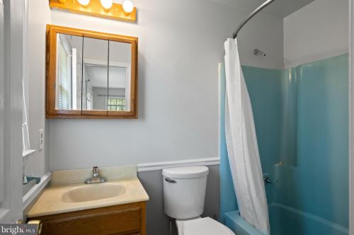 2162 Smoky Rd, Huntingtown MD 20639-8617 exterior