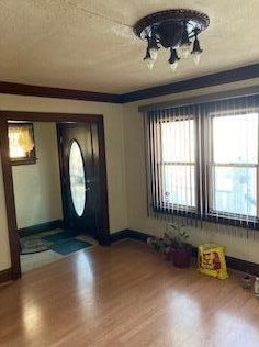 107 Chambers St, Milwaukee, WI 53212-2417